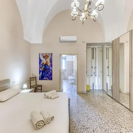 Palazzo Rondine - Con Cucina Presicce